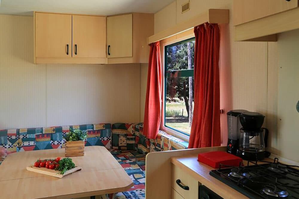 Mobil-home pas cher au camping les sous bois du lac en Lozère