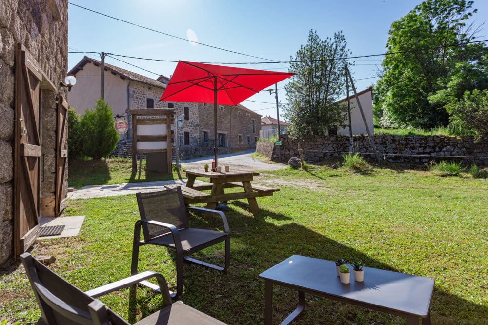 Gîte 4 personnes à côté du lac de Naussac