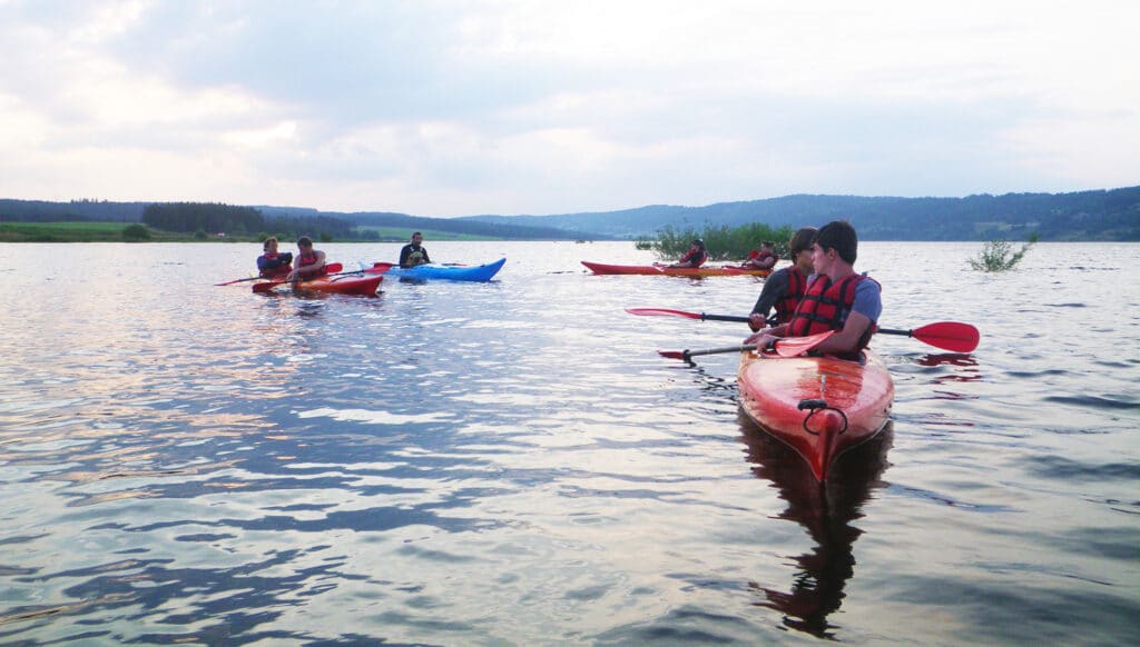 Kayak au lac de Naussac