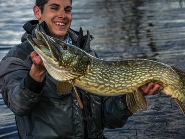 Pêche au Lac de Naussac et dans les rivières de Lozère